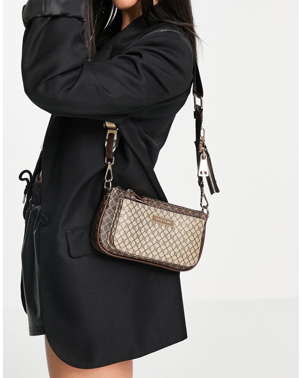 River Island Vierkante Lakleren Crossbody Tas Met Monogram