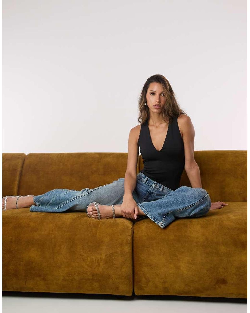 GOOD AMERICAN Corrigerende Tank-Body Met Diepe V-Hals in het White