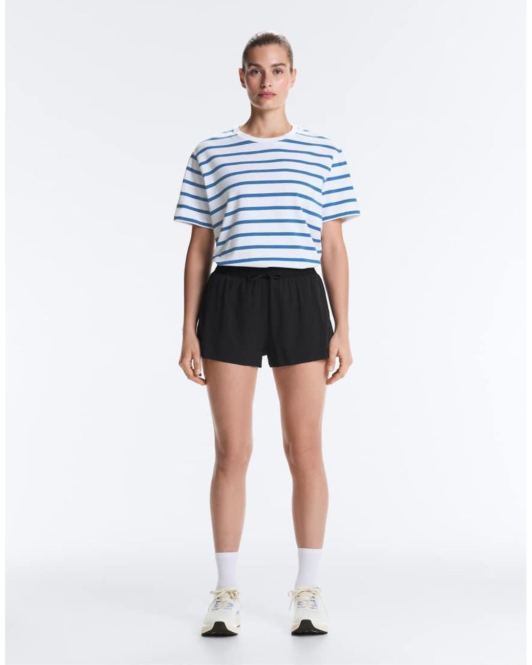 Oysho Blue Mid-Rise Technical Shorts 7Cm