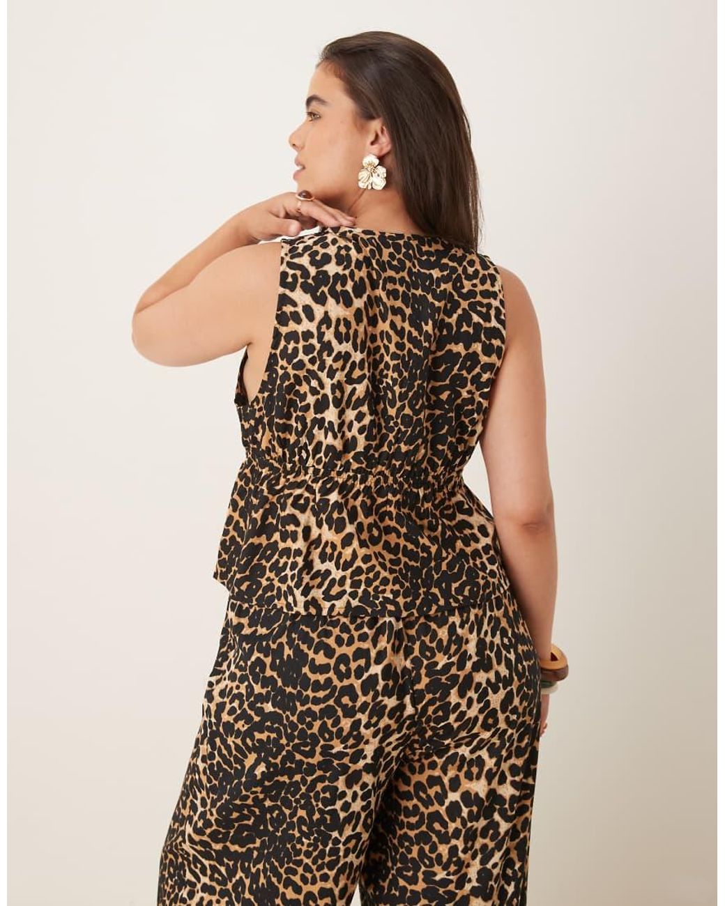 Esmee Curve Brown Exclusive Tie Front Detail Beach Crop Top Co-ord