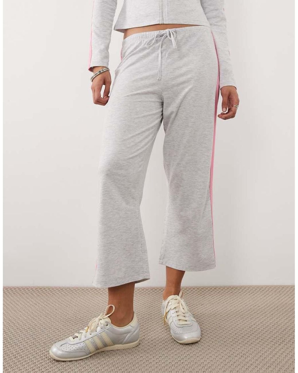 ASOS Natural Co-ord Capri Length joggers With Contrast Pink Stripe