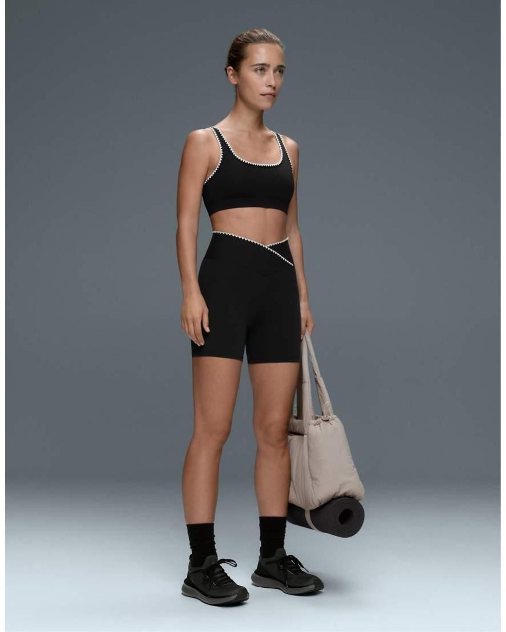 Oysho Blue Comfortlux V-Waist 10Cm Hot Pants With Contrast Stitching