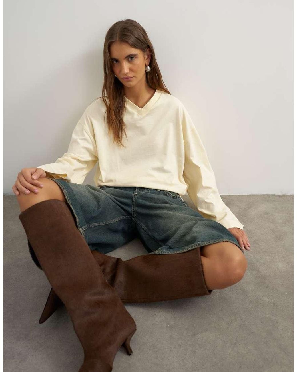 TOPSHOP Natural V Neck Long Sleeve Skater Top