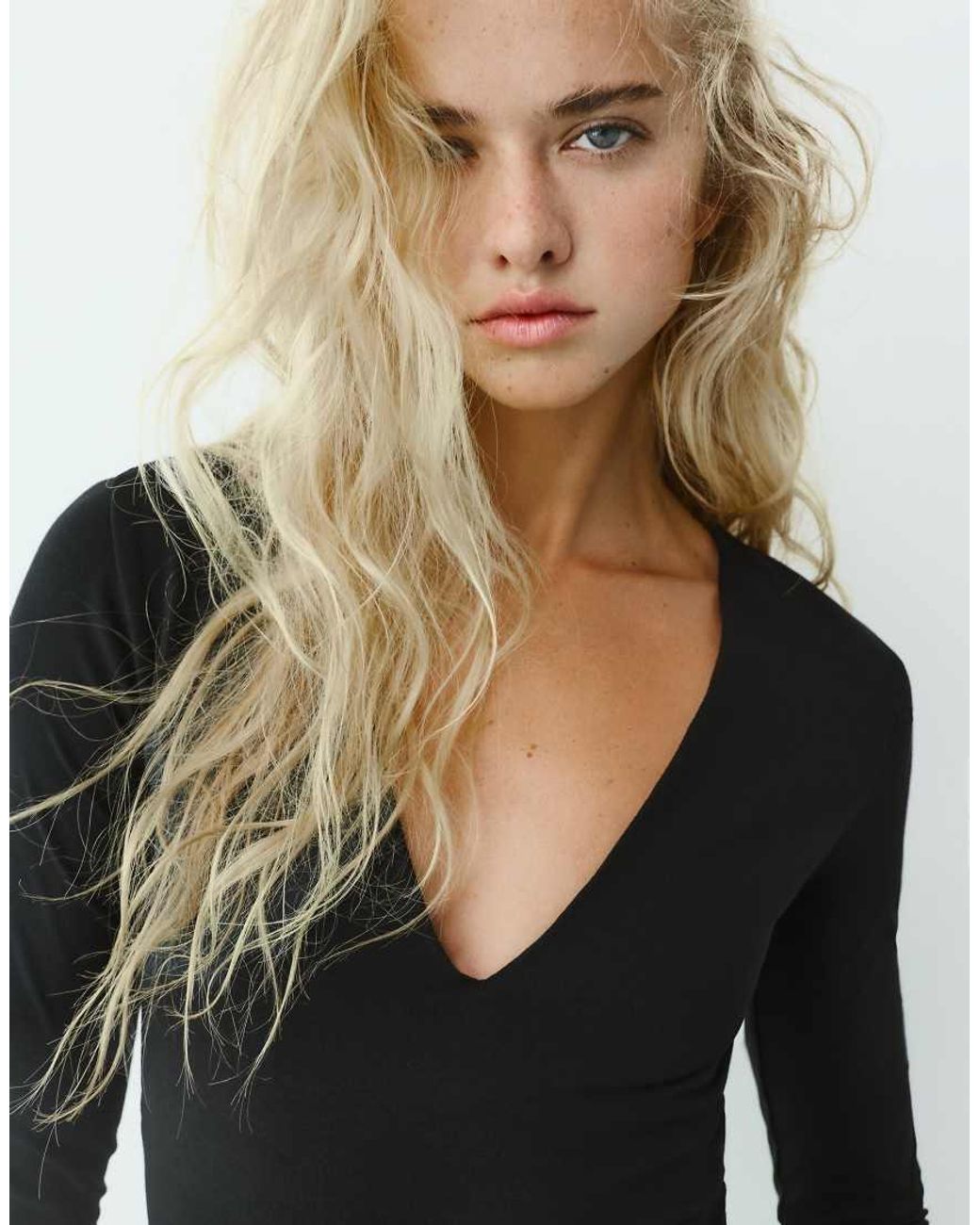 Pull&Bear Black V-Neck Bodysuit