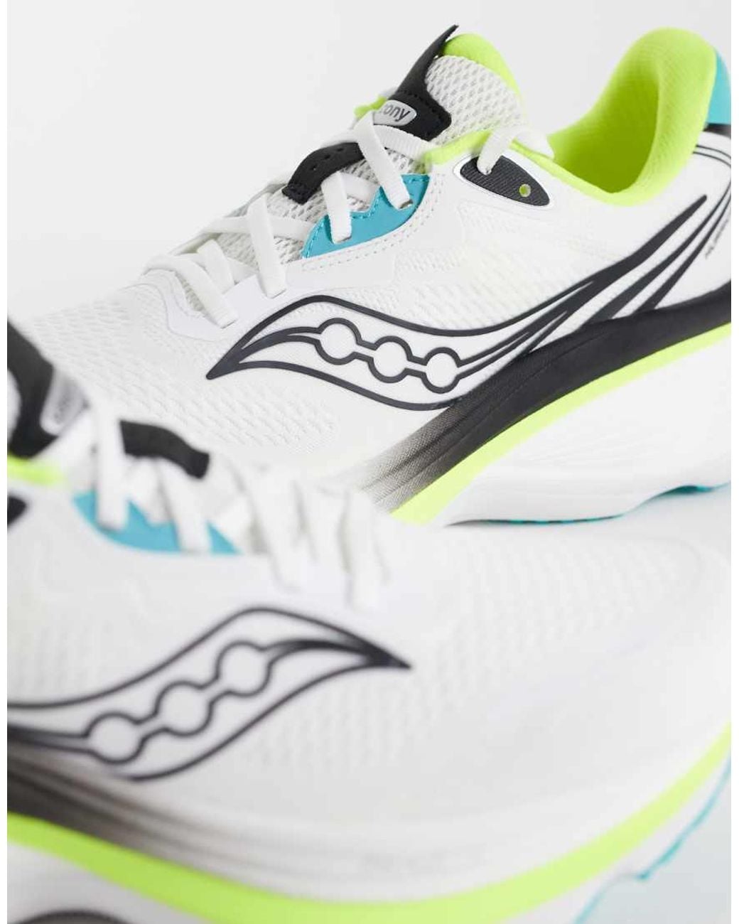 Saucony White Hurricane 26 Running Trainers for men