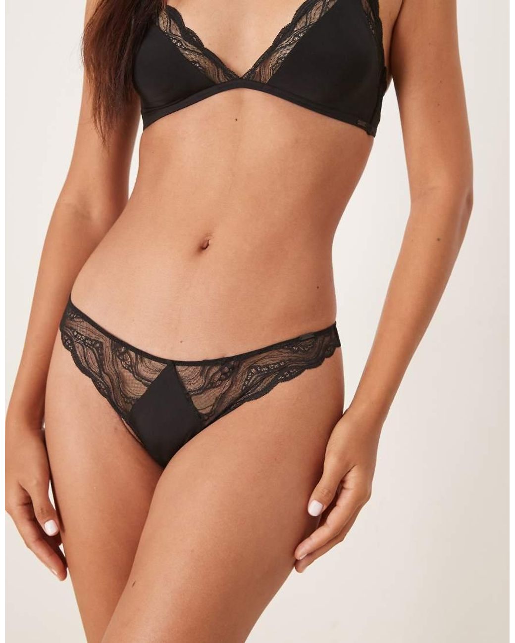 Calvin Klein Natural Sensual Stretch Lace Thong