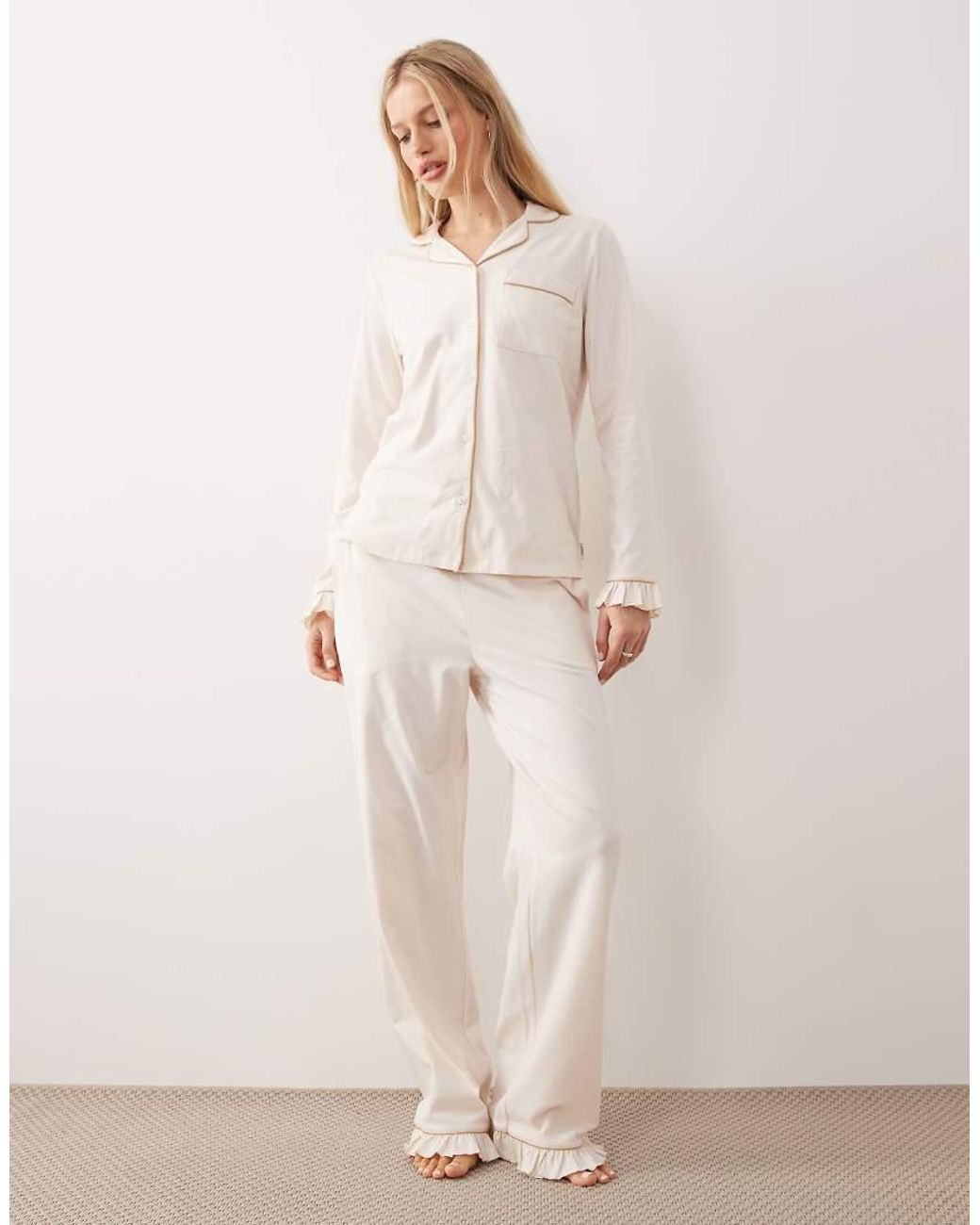 Chelsea Peers Natural Bridal 'Just Married' Revere Nightwer Set With Ruffle Hem And Cuff