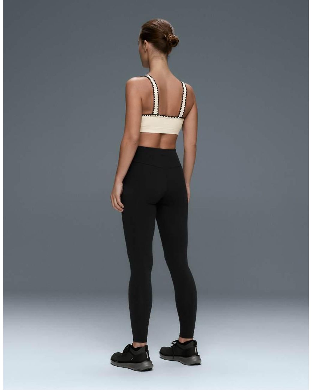 Oysho Natural Medium-support Comfortlux Sports Bra With Contrast Seams