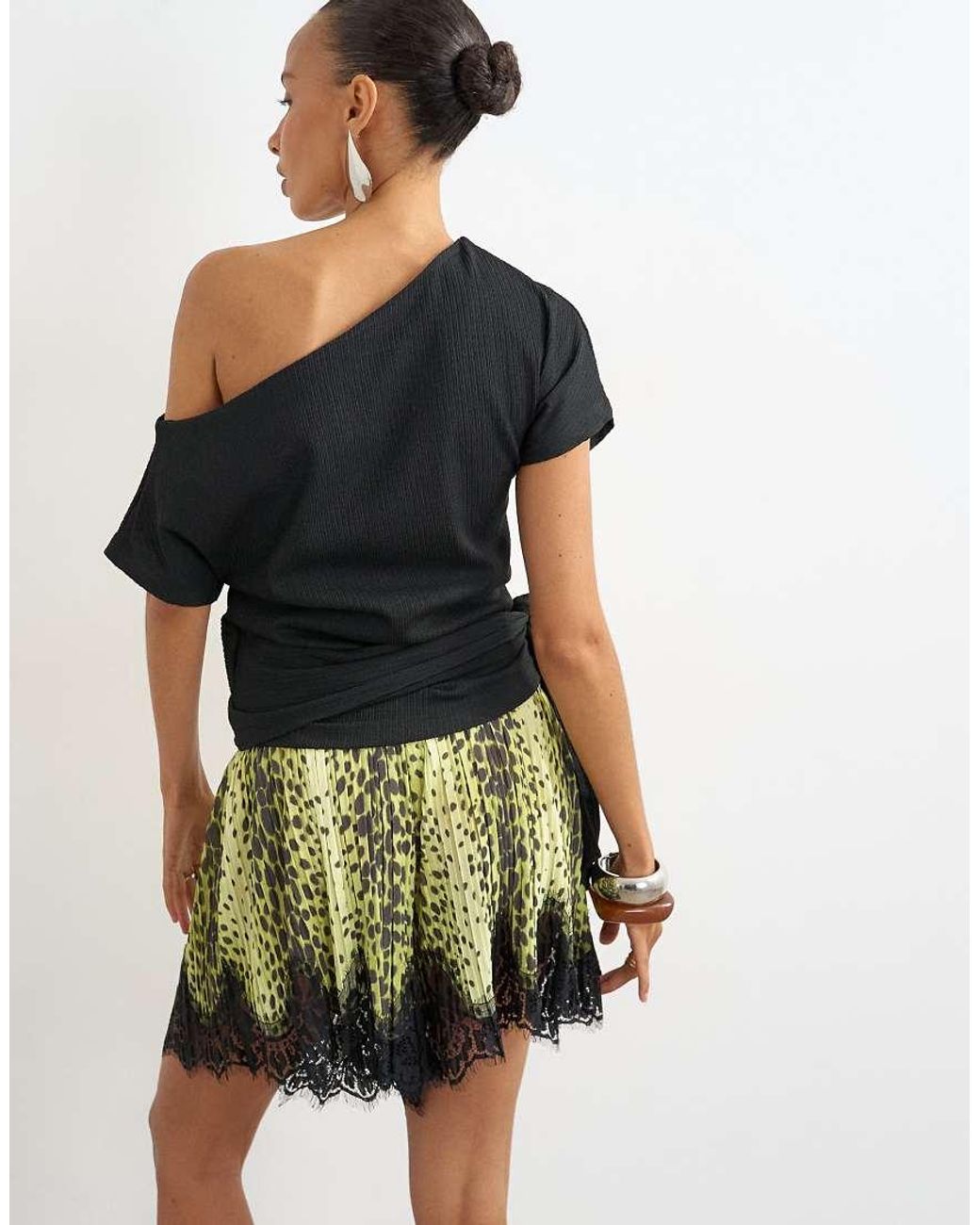 TOPSHOP Black Crinkle Off Shoulder Tie Front Top