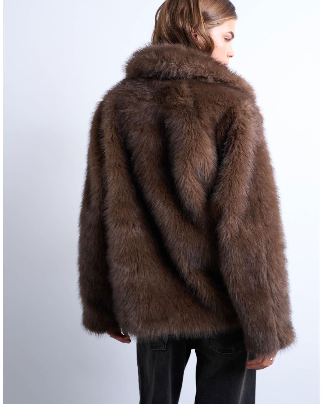 TOPSHOP Brown – kurz geschnittene jacke aus kunstpelz