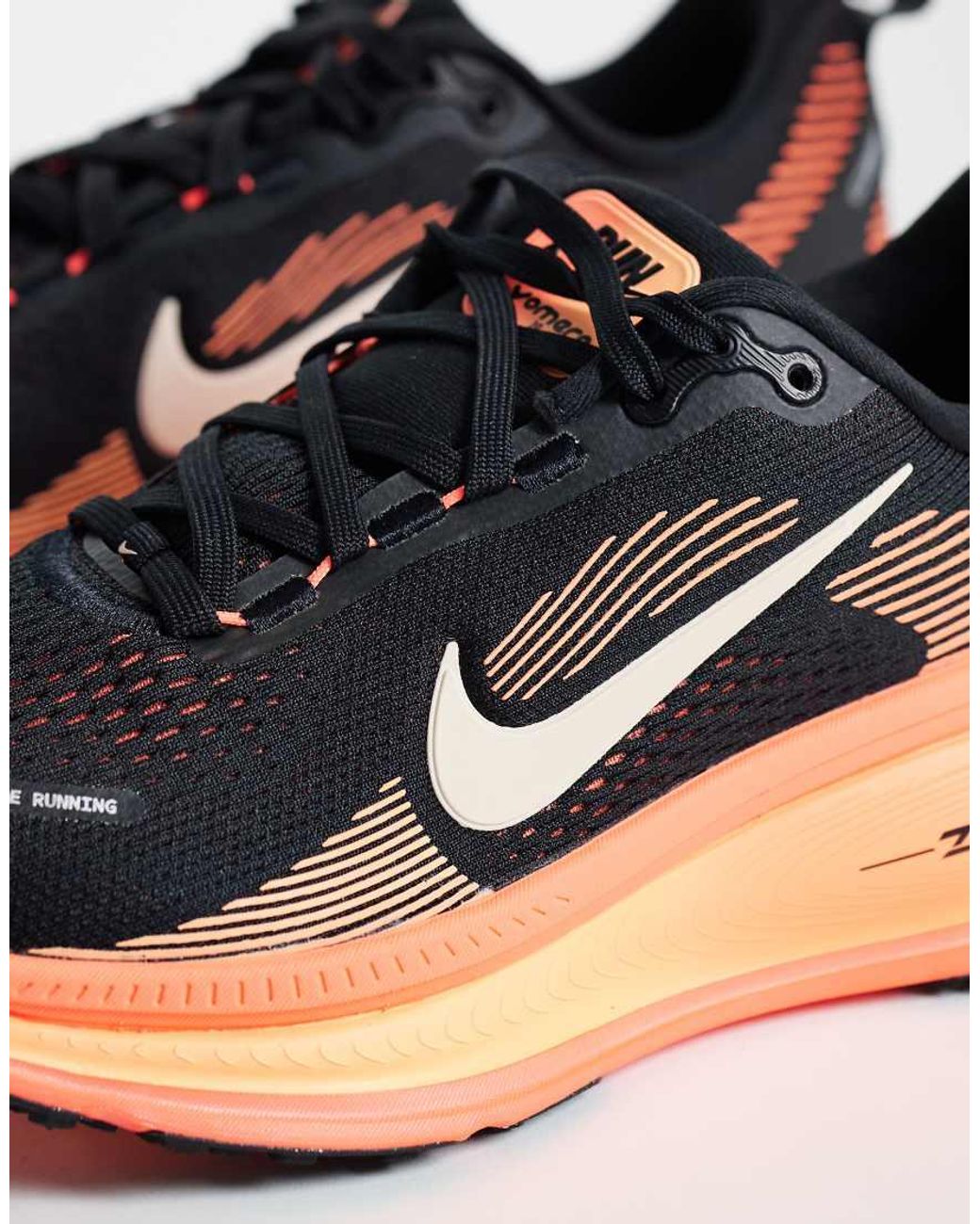 Nike Black Vomero 18 Trainers