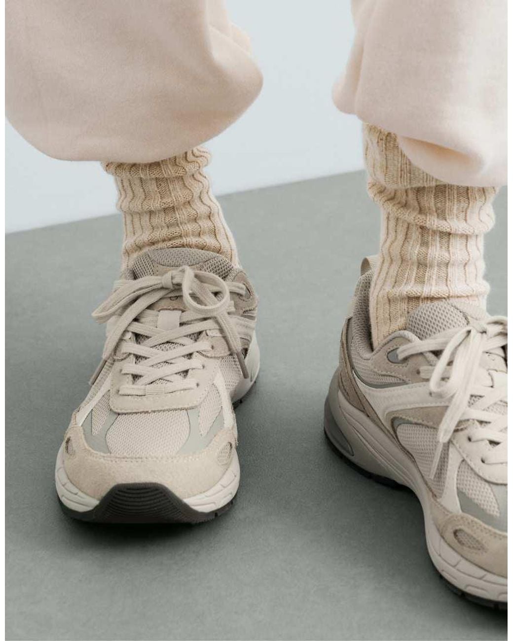 Oysho White 2 Pairs Of Classic Socks, 21% Wool, 11% Silk