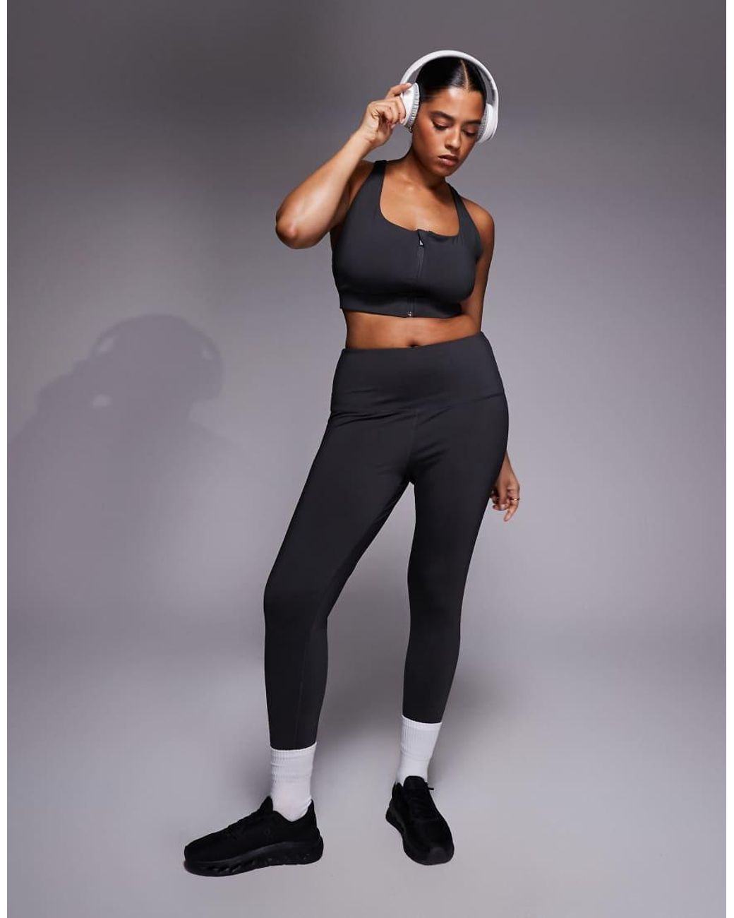 4505 Curve Icon Active High Support Sports Bra With Removable Padding ...