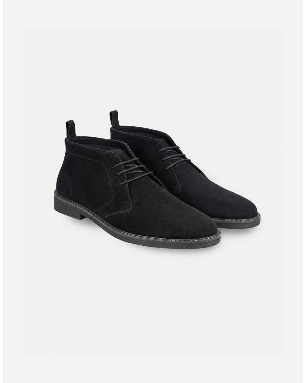 Thomas Crick Black Arizona Leather Chukka Boots for men