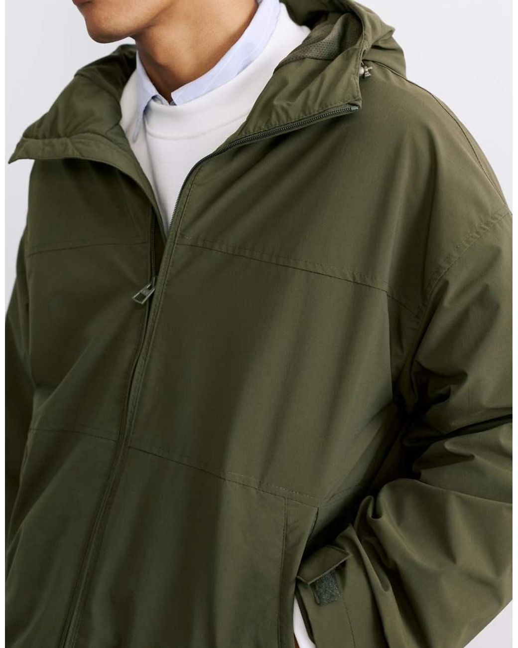 Pull&Bear Green Lightweight Hooded Raincoat for men