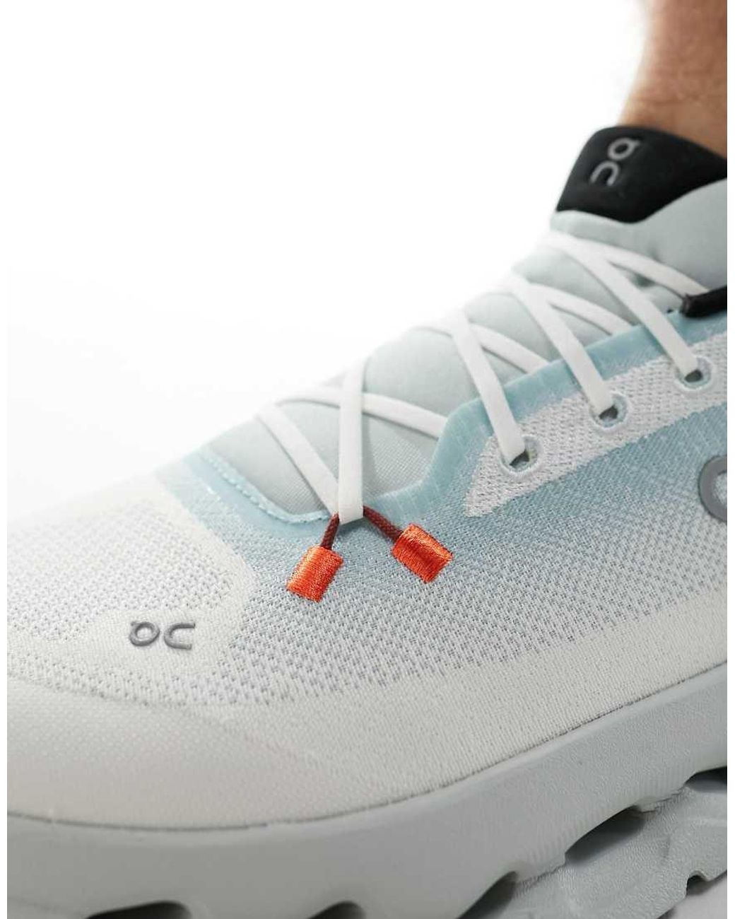 On Shoes White Cloudtilt All Day Trainers for men