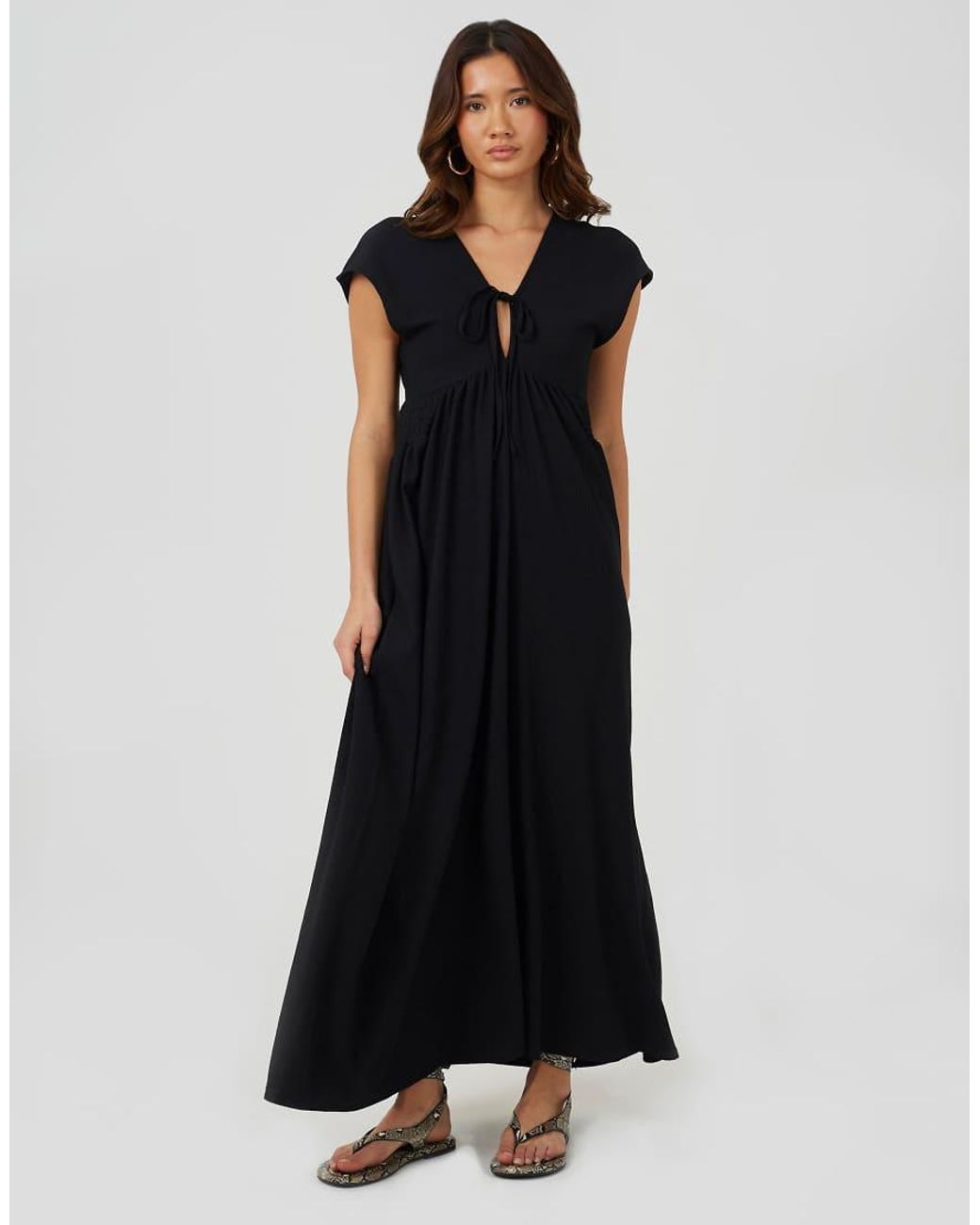 Brave Soul Black Textured Jersey V-Neck Midi Dress With Tie Detail