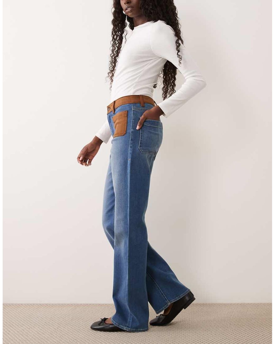 GOOD AMERICAN Blue Good Waist True Straight Leg Jeans With Contrast Pocket Detail