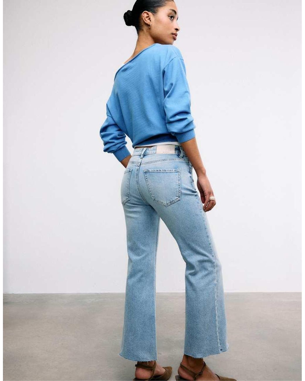 Stradivarius Blue D78 Cropped Flared Jeans