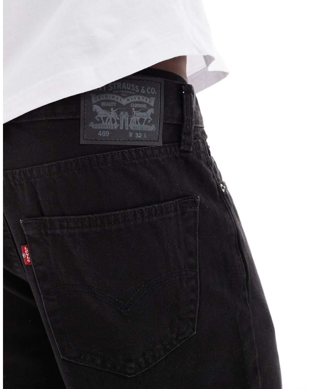 469 Shorts di Levi's in White da Uomo