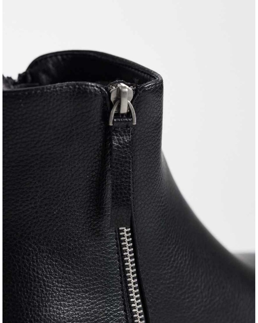 SEQWL Wide Fit Black Twirl Chunky Zip Detail Boots