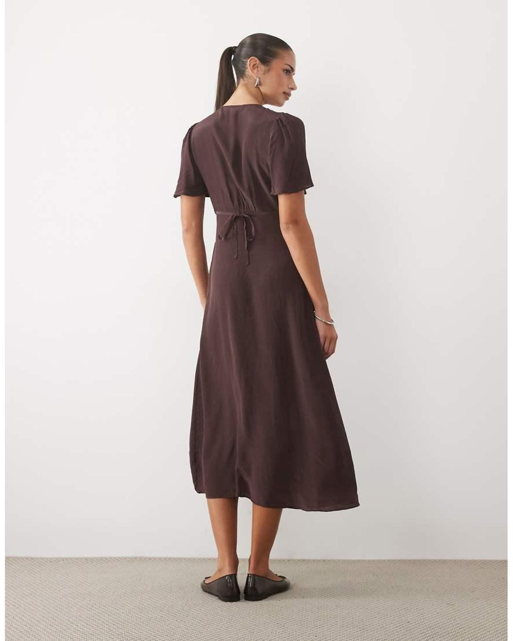 Nobody's Child Brown Wynne Flutter Sleeve Maxi Dress