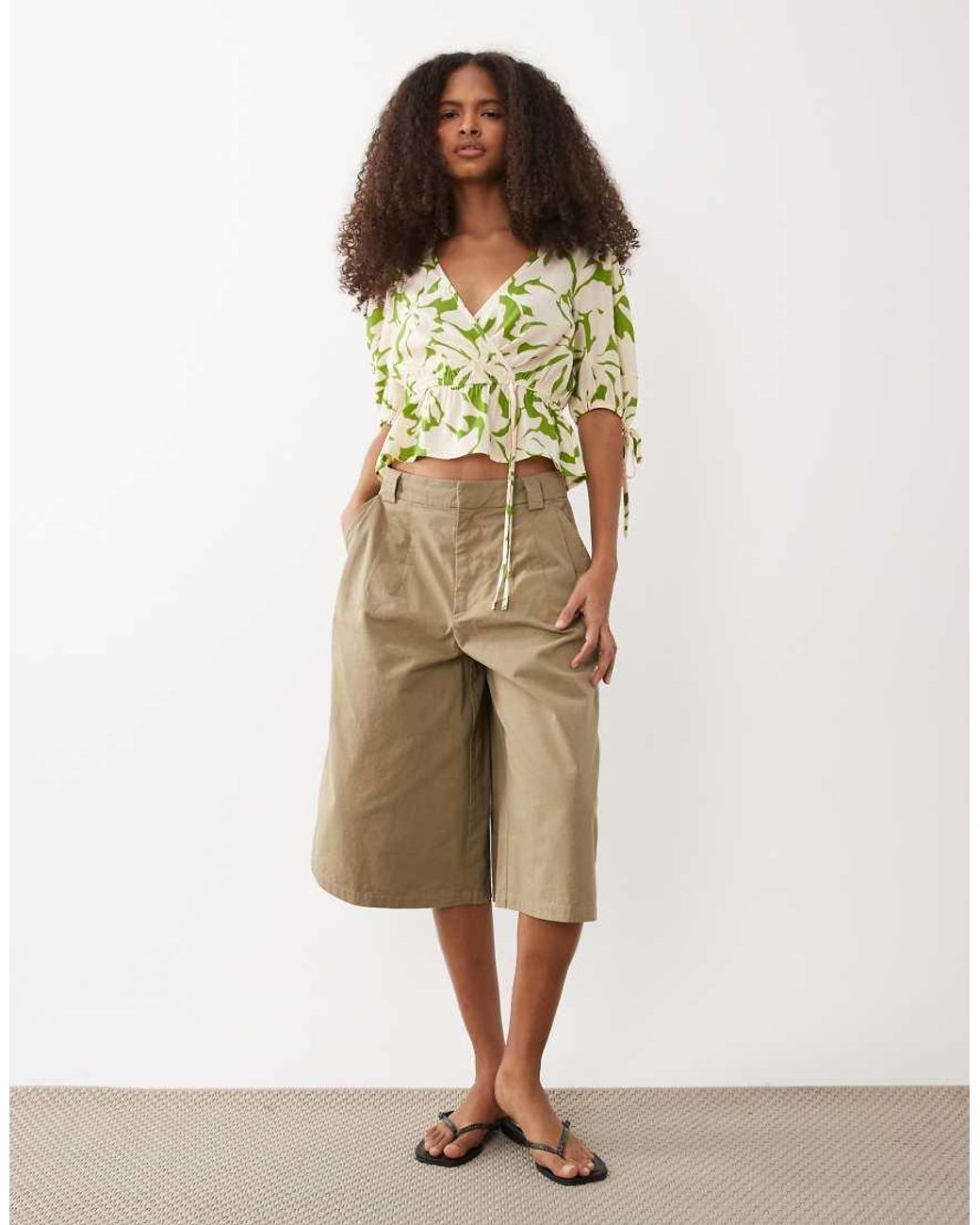 Wednesday's Girl Green Tie Detail Short Sleeve Blouse