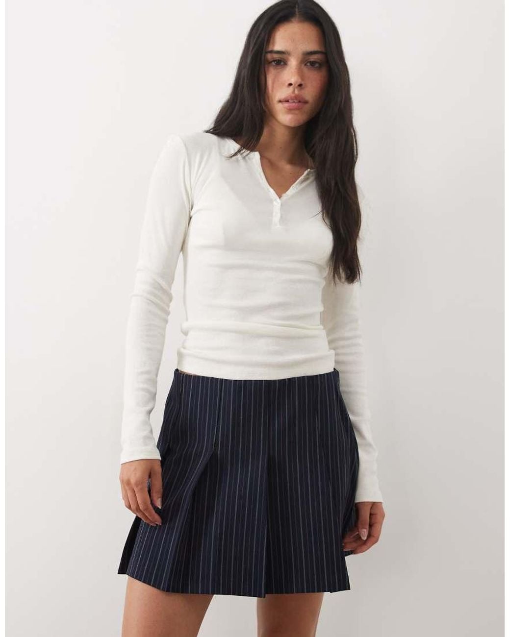 Abercrombie & Fitch White Pleated Tailored Mini Skort