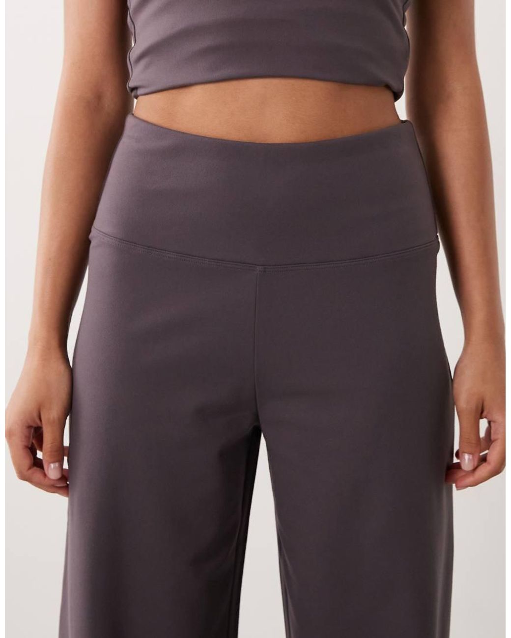 Petite Icon Pantalón De Pierna Ancha De Talle Alto Y Tacto Suave En 4505 de color Blue