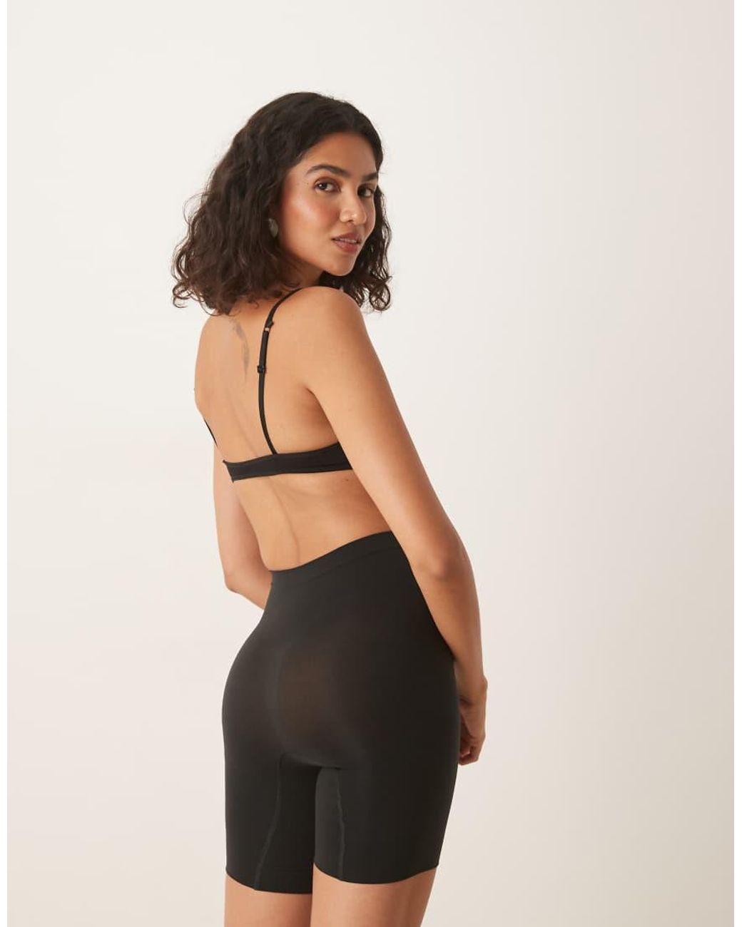 Spanx Black Sculpt Seamless High-waisted Mid-thigh Power Short With Non Slip Waistband
