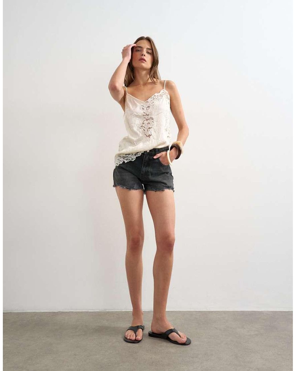 TOPSHOP White Denim A-line Short With Rip