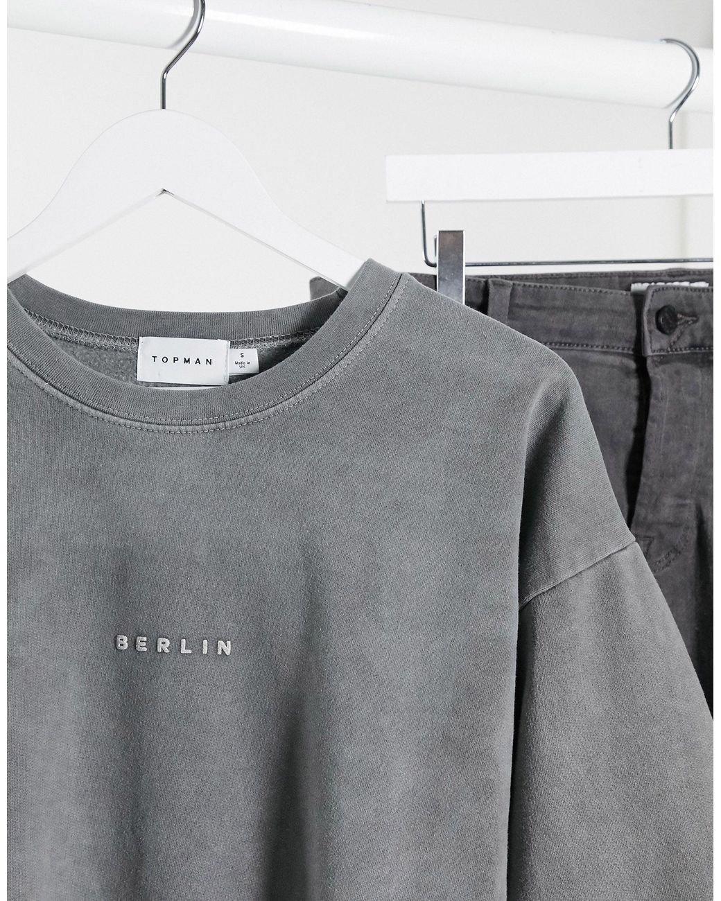 TOPMAN Sweat With Berlin Print in Grey 