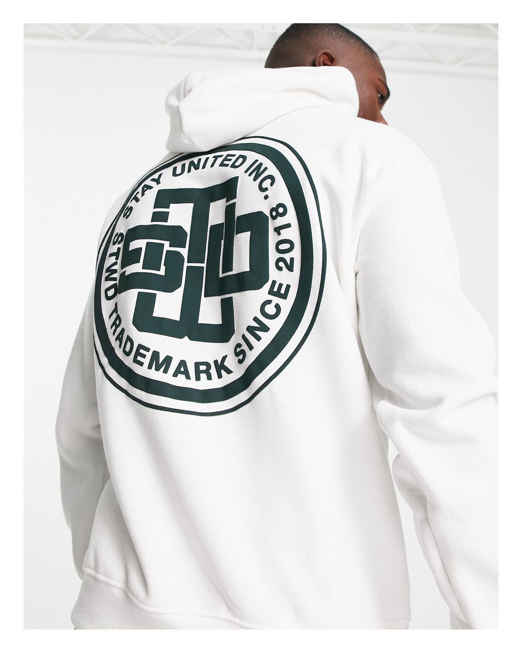 felpa pull and bear