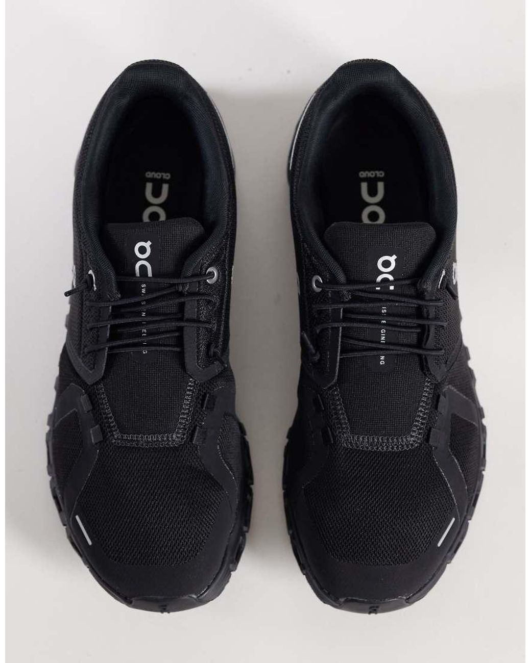 On Shoes Black Cloud 6 All Day Trainers for men