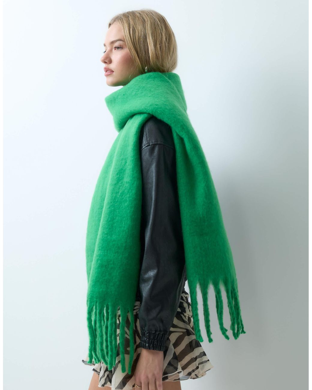 Vila Green Super Soft Solid Tassel Scarf