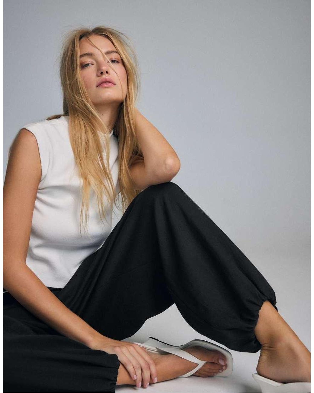 Stradivarius Blue Sarouel Trousers With Buckle