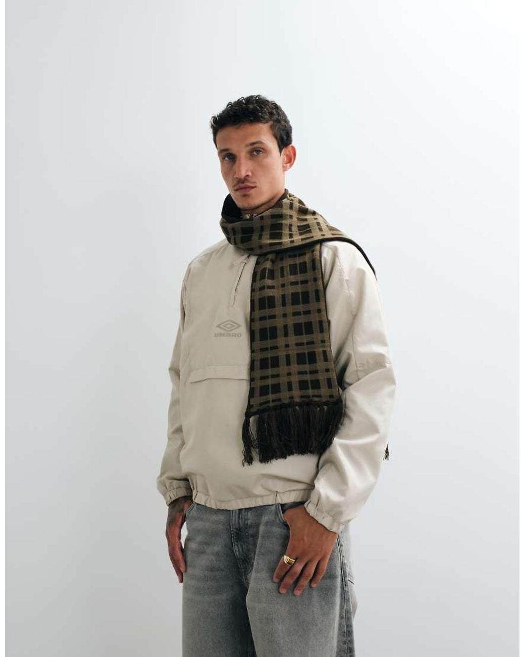 Umbro Brown Check Pattern Knitted Scarf for men