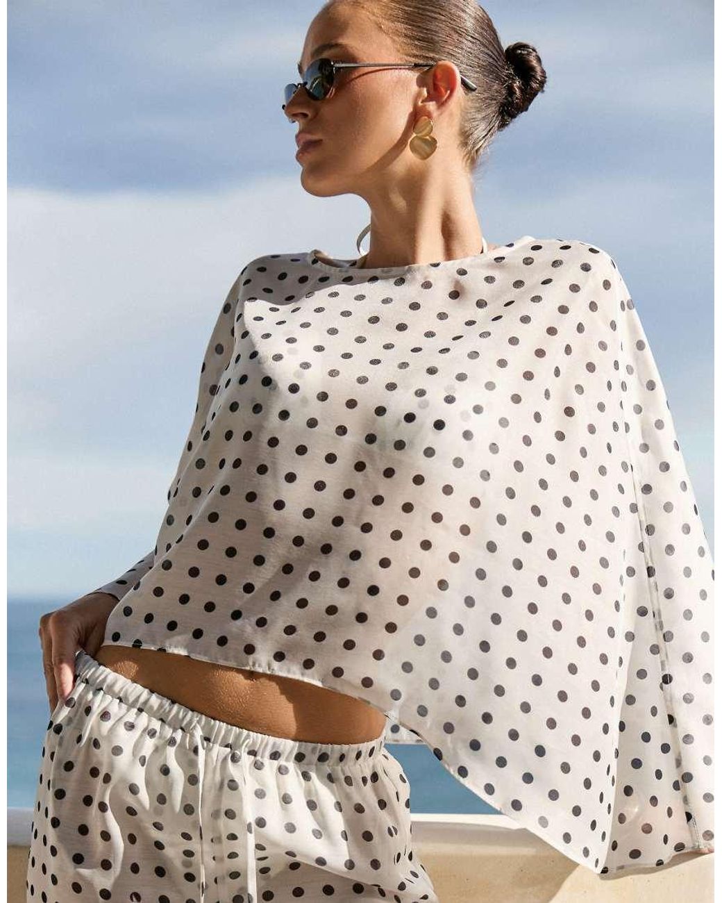 4th & Reckless Blue Sheer Mesh Beach Cape Top