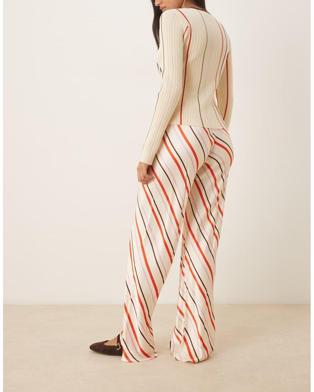 Vrg Grl Natural Wide Leg Pants