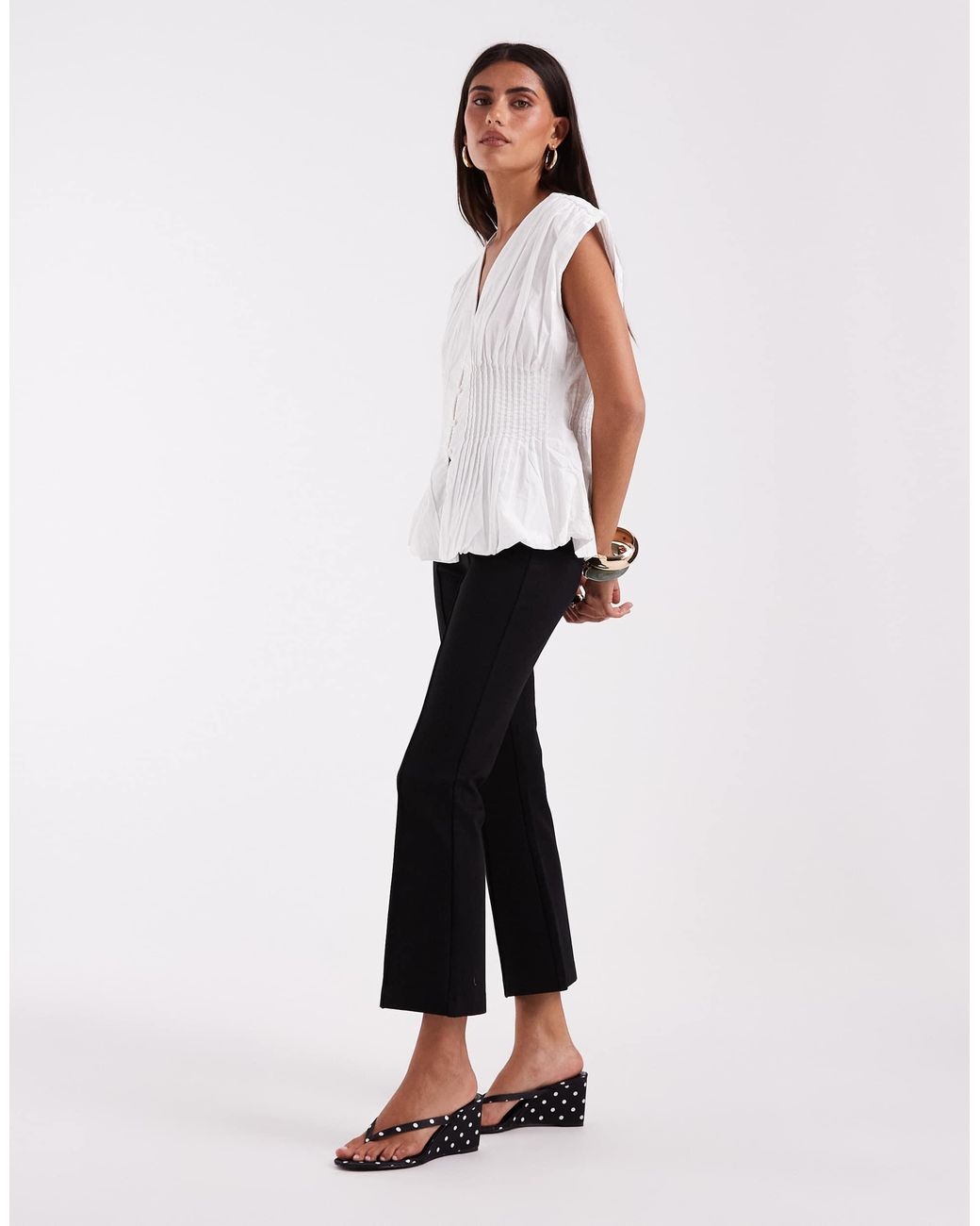 Vero Moda White Sleeveless Pleated Button Front Top