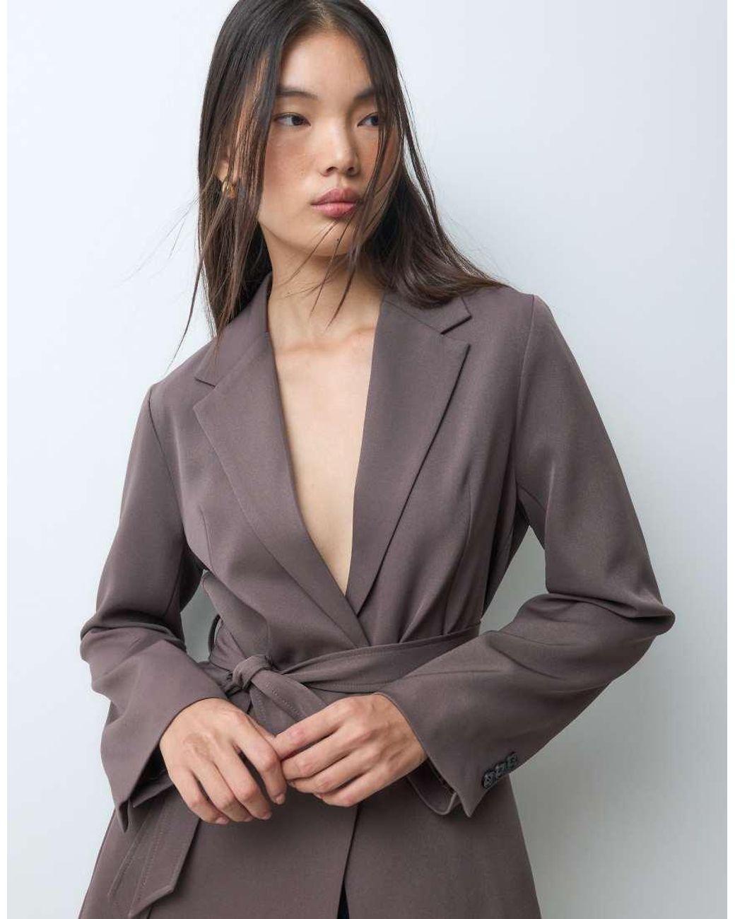 BRONZE SNAKE Gray Cinched Waist Blazer With Tie