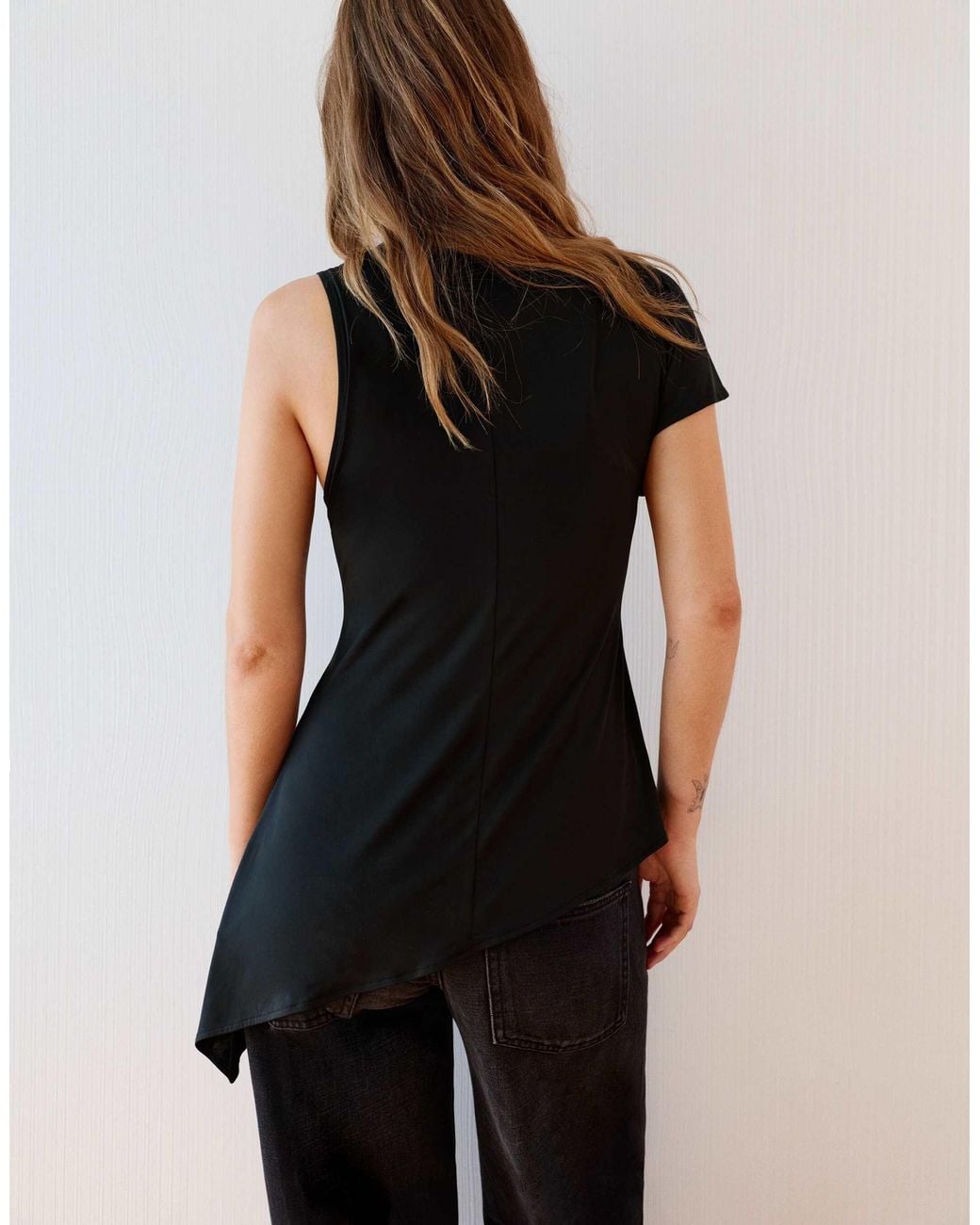 Top asymétrique Pull&Bear en coloris White