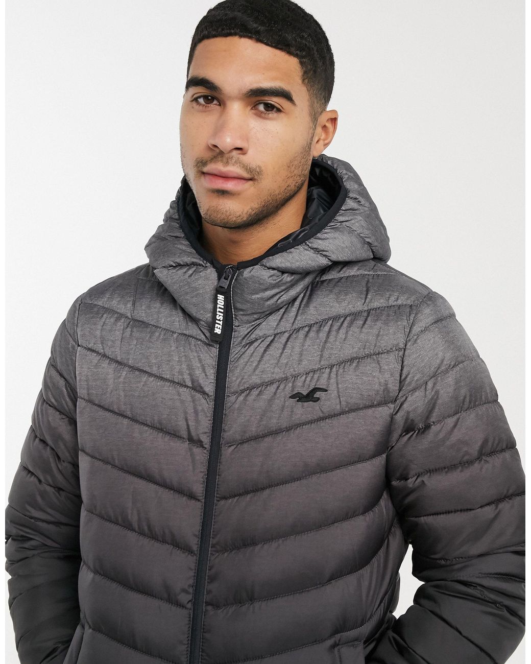 Hollister Lightweight Taped Logo Sleeve Ombre Hooded Puffer Jacket in Gray  for Men | Lyst