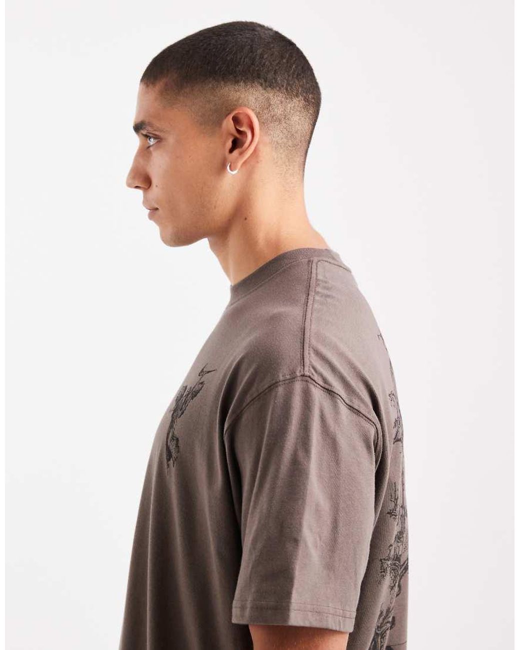 Nike Brown Victory Back Print Graphic T-shirt for men
