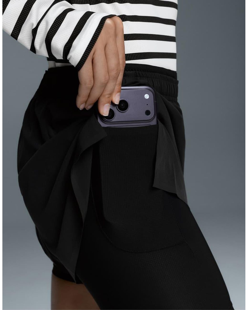 Oysho Black Mid Rise 2-in-1 Technical Shorts