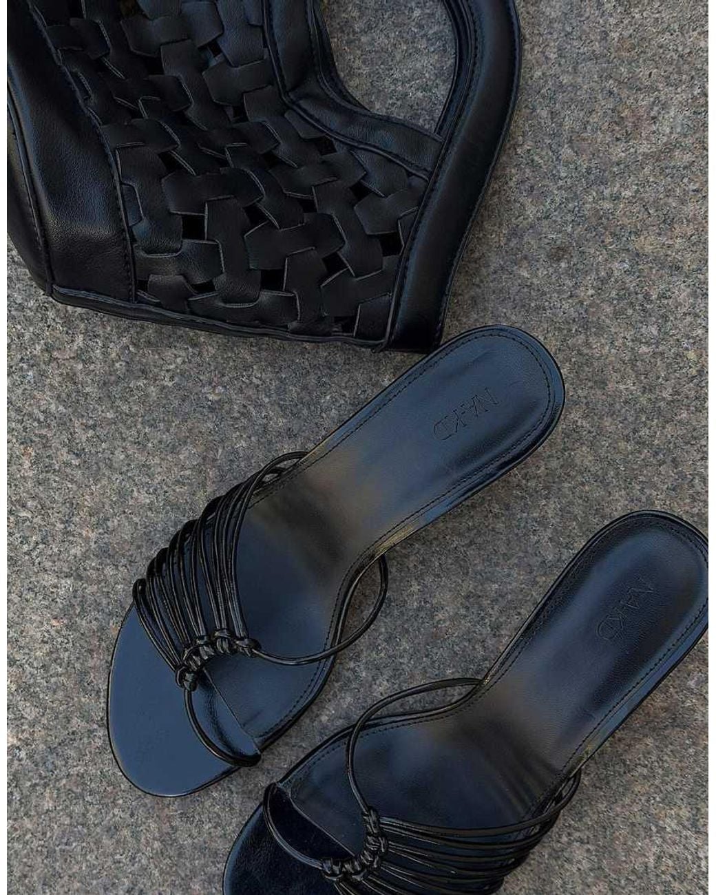 NA-KD Black Strappy Details Mules