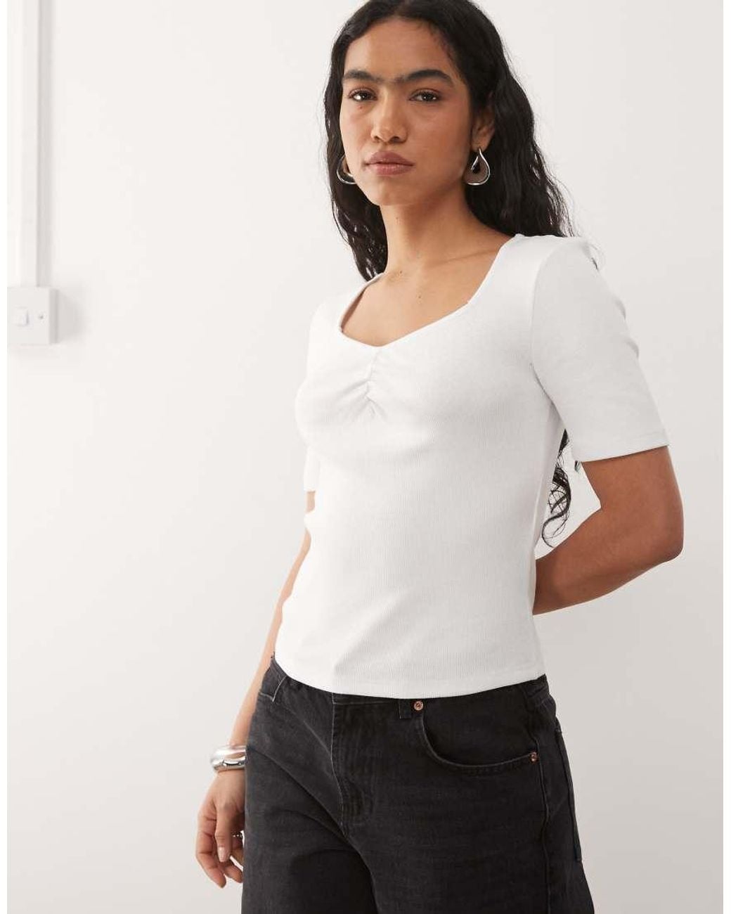 Noisy May White Ribbed Square Neck Rib T-shirt With Ruche Detail