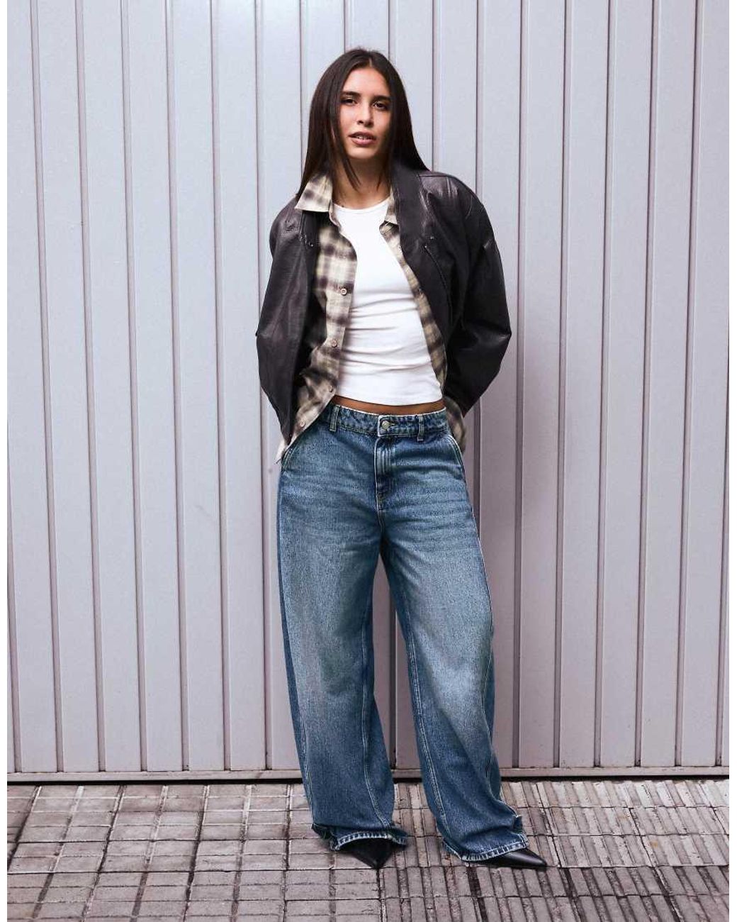 Bershka Blue High-waist Barrel Jeans With Leather Effect Pocket