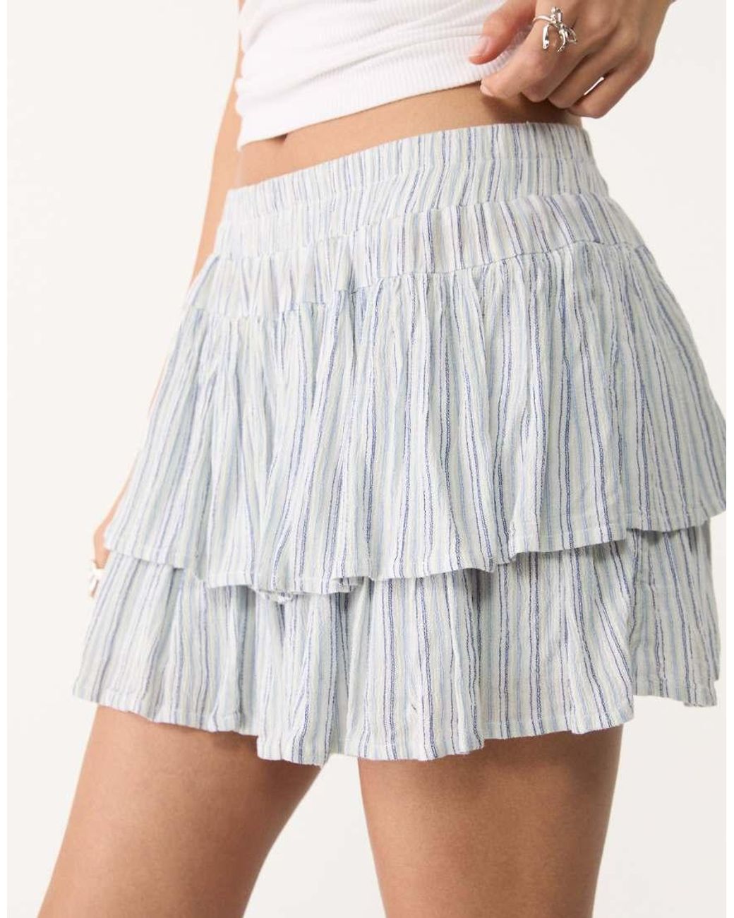 Stradivarius White Ruffled Mini Skort