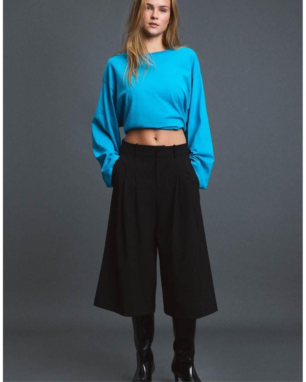 Stradivarius Blue Smart Wide-Leg Bermuda Shorts With Darts